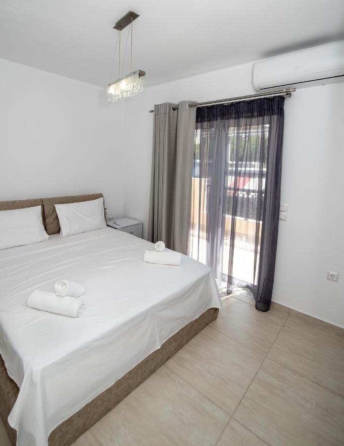 Mary'S Luxury Apartment Elaia. Лакония Экстерьер фото