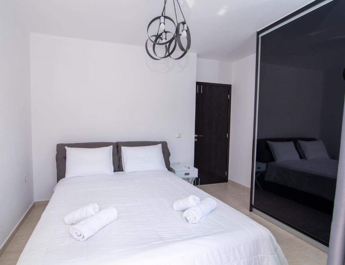 Mary'S Luxury Apartment Elaia. Лакония Экстерьер фото